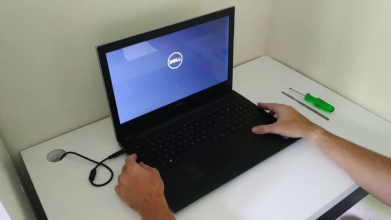 NOTEBOOK DELL 5 BIPES AO LIGAR
