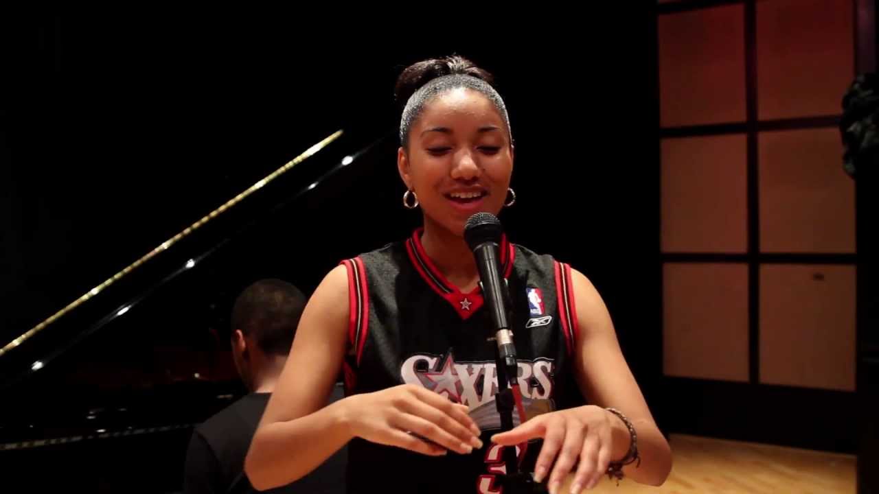 Sophia Thakur- Beatbox. SPOKEN WORD