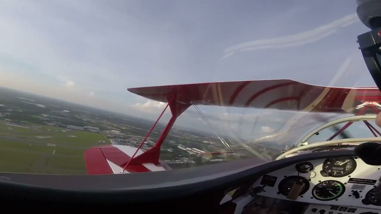Pitts S-2A Aerobatics with Touch and Goes