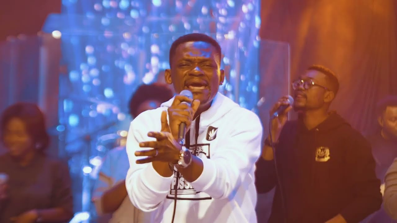 FADE AWAY | Worship Medley With REV SAM OYE & THE TRANSFORMERS WORSHIP TEAM