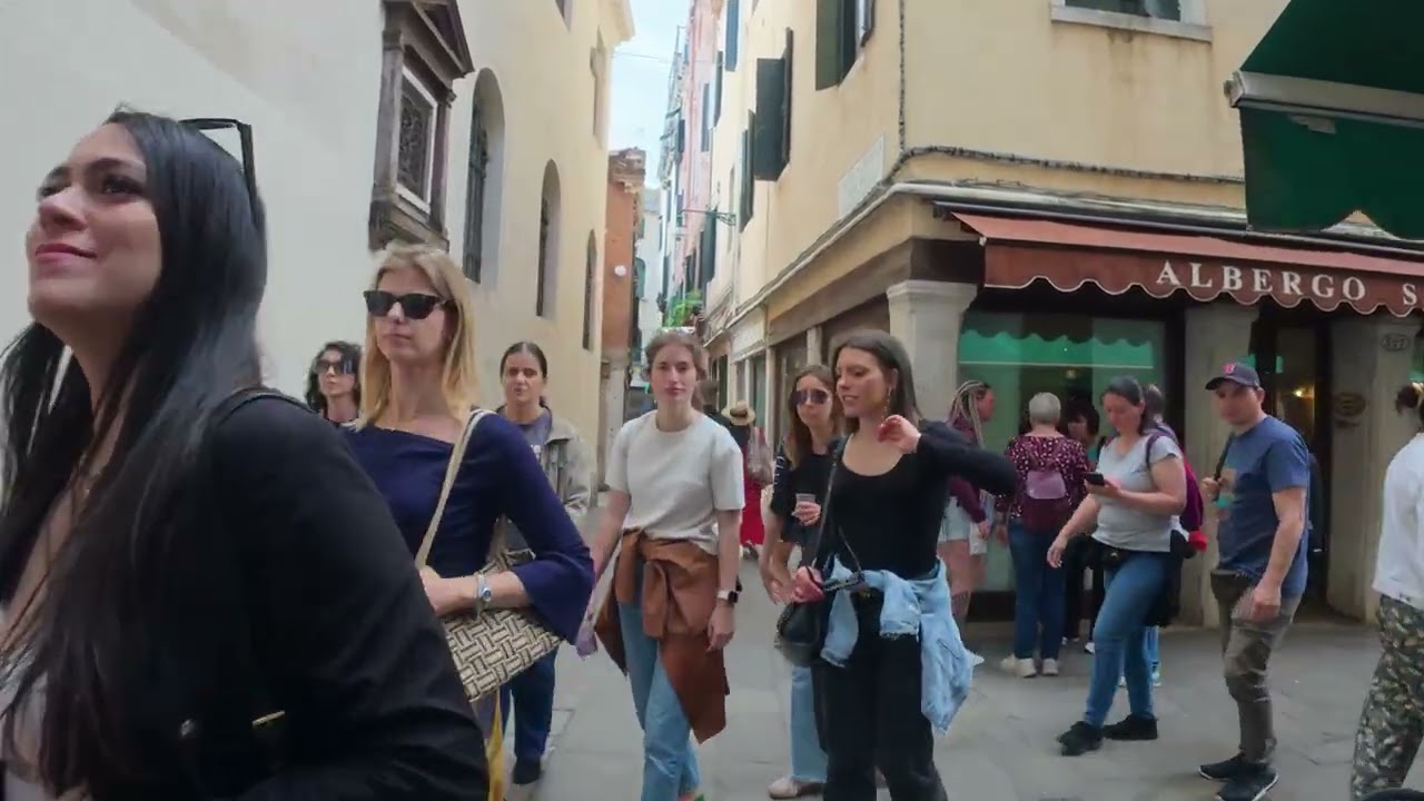 Lost in Venice Again… But It’s Beautiful So I Don’t Care