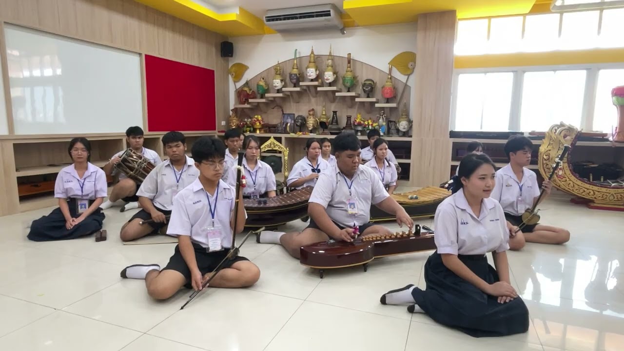 ภูมิปัญญาท้องถิ่นนนท์ | เครื่องสายผสมปี่พาทย์ไม้นวม