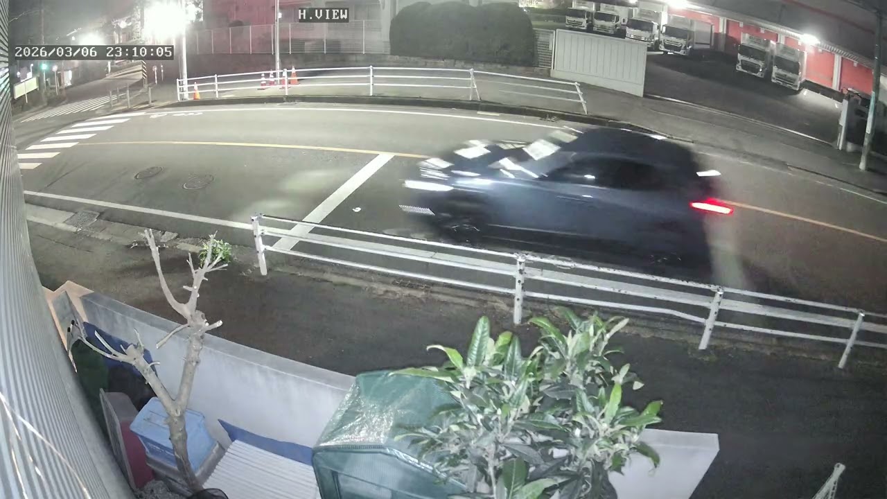 「2号機　厚木街道　泉の森交差点　4Kリアルタイムライブ配信　【12時間ごとに、アーカーブ制作のため、5分～30分程度のスタンバイ時間がございます。】」のコピー