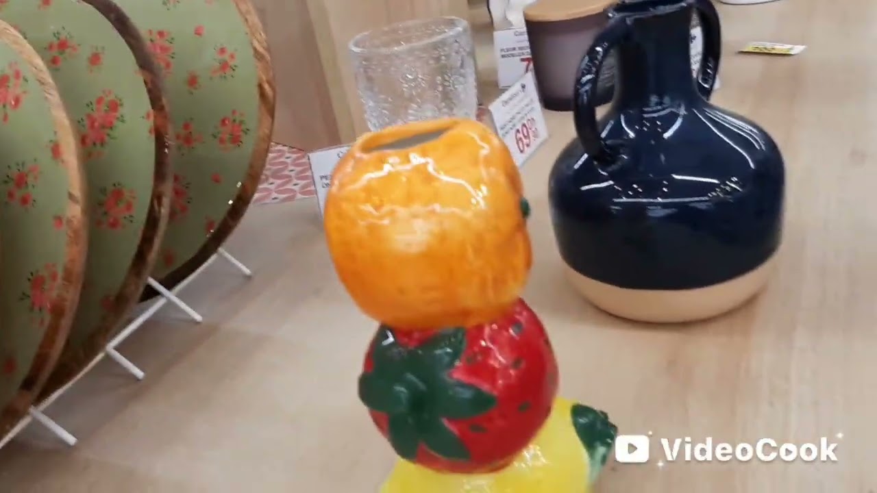 أواني و ملابس كارفور 