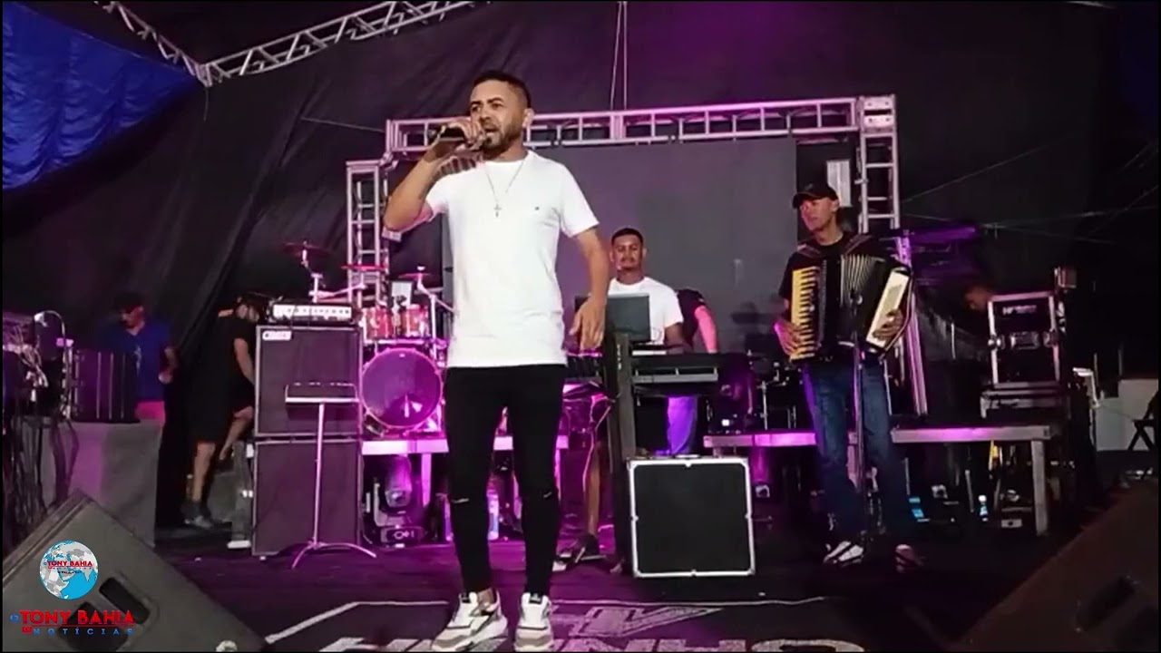Barra do Tarrachil-BA. Zéilton Pisada ao vivo, ao vivaço no VIII Arraiá do Alto 2025.