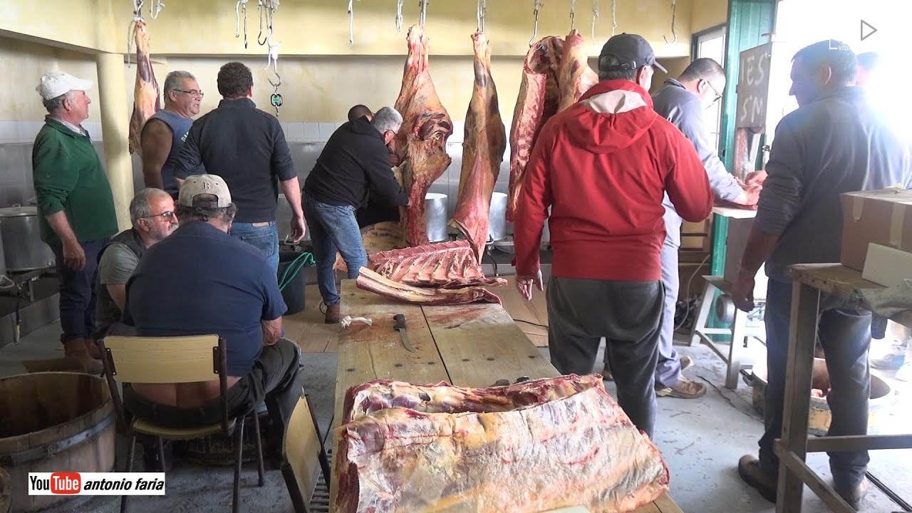 Preparação da carne, arroz e pão Jantar Esp. Santo 2024 São Mateus Ilha Pico