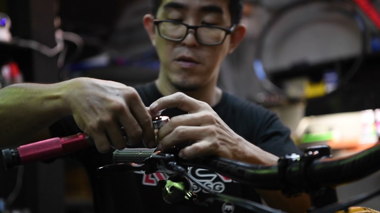 Deviate Highlander | Bike build by RadicalVelo