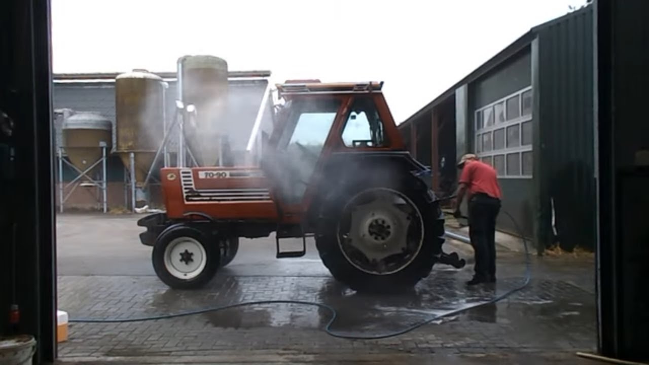 De oude dame schoonmaken - cleaning up the old girl