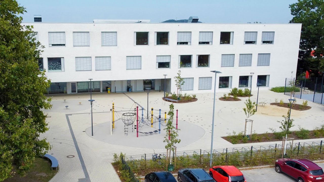 Grundschule am Castrum | Außenanlagen