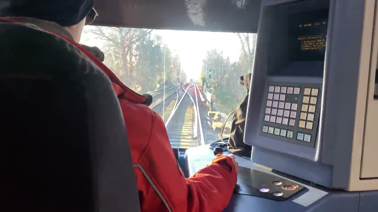 U-Bahn Hamburg - Führerstandsmitfahrt auf der U1 von Farmsen bis Wandsbek-Markt im DT4.5
