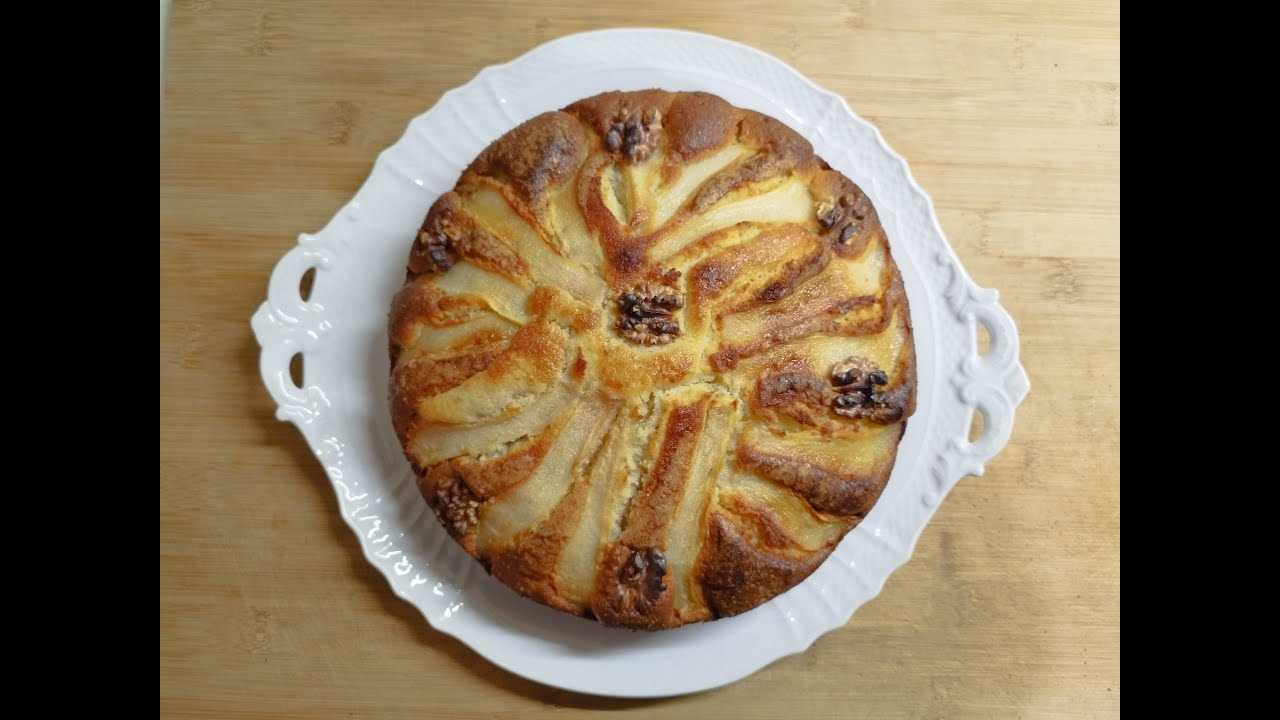 Extremely Fluffy *PEARS and WALNUTS CAKE*