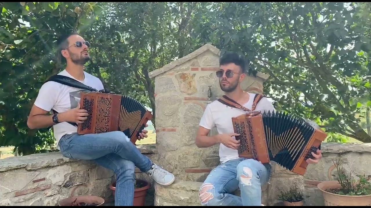 Diatonic Tango - Alessandro Gaudio e Salvatore Pace Live nella natura con gli organetti
