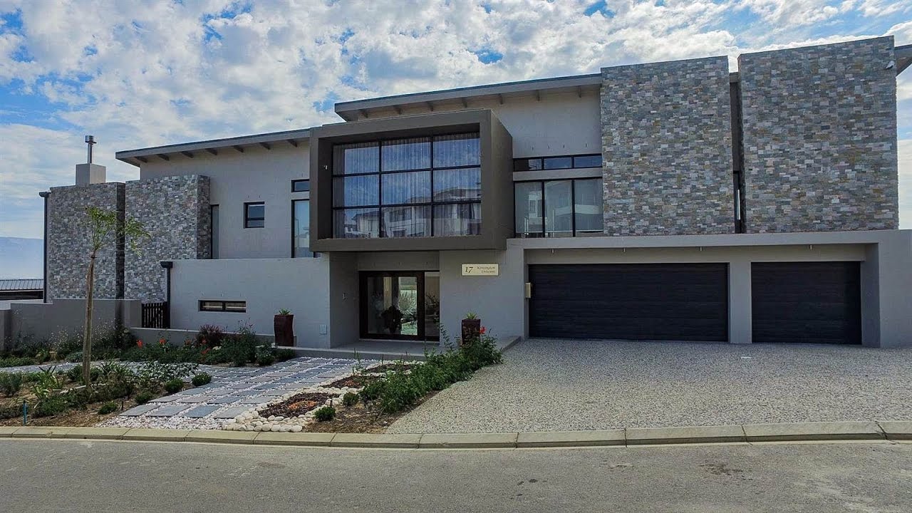 4 Bedroom House for sale in Western Cape | Cape Town | Parow | Plattekloof |