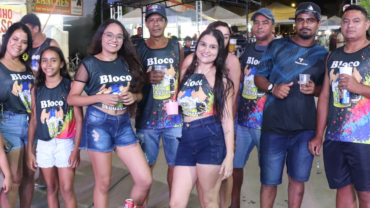 Primeira noite de shows musicais marca a abertura do Carnaval de Brasília de Minas