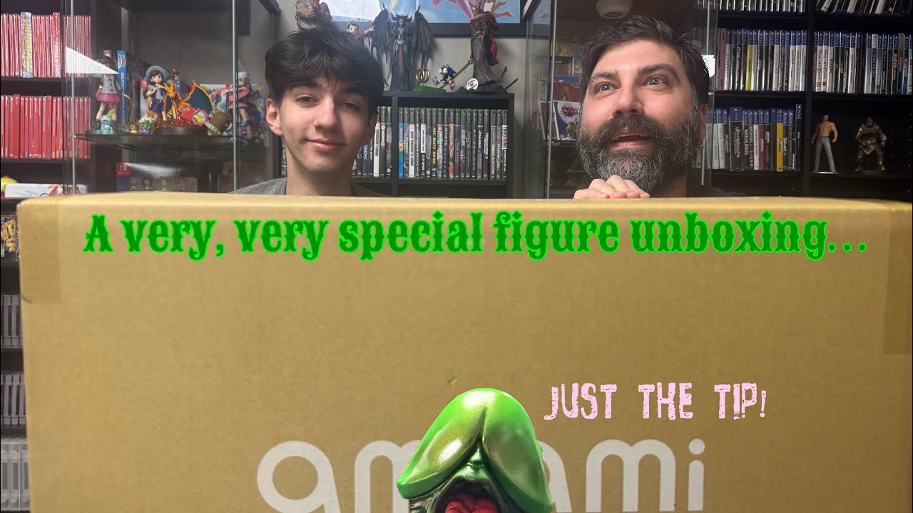 Ladies and Gentlemen. A very, very special figure unboxing. 