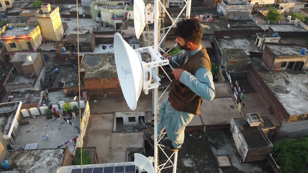 Mounting airFiber 5 GHz, 30 dBi, Slant 45 Antenna | AF-5G30-S45