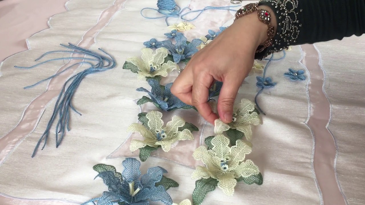 Zambak çiçekleriyle salon takımı hazırladık ! :)