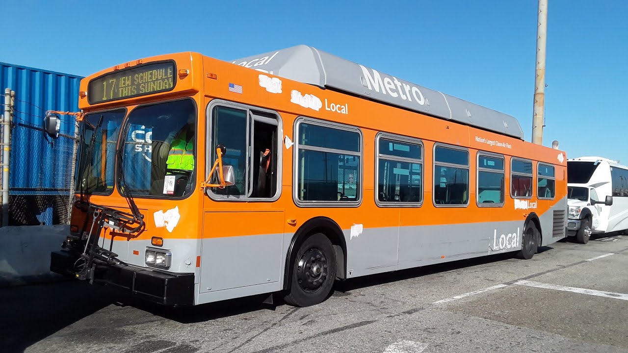 Ex LACMTA 2001 New Flyer C40LF #5457