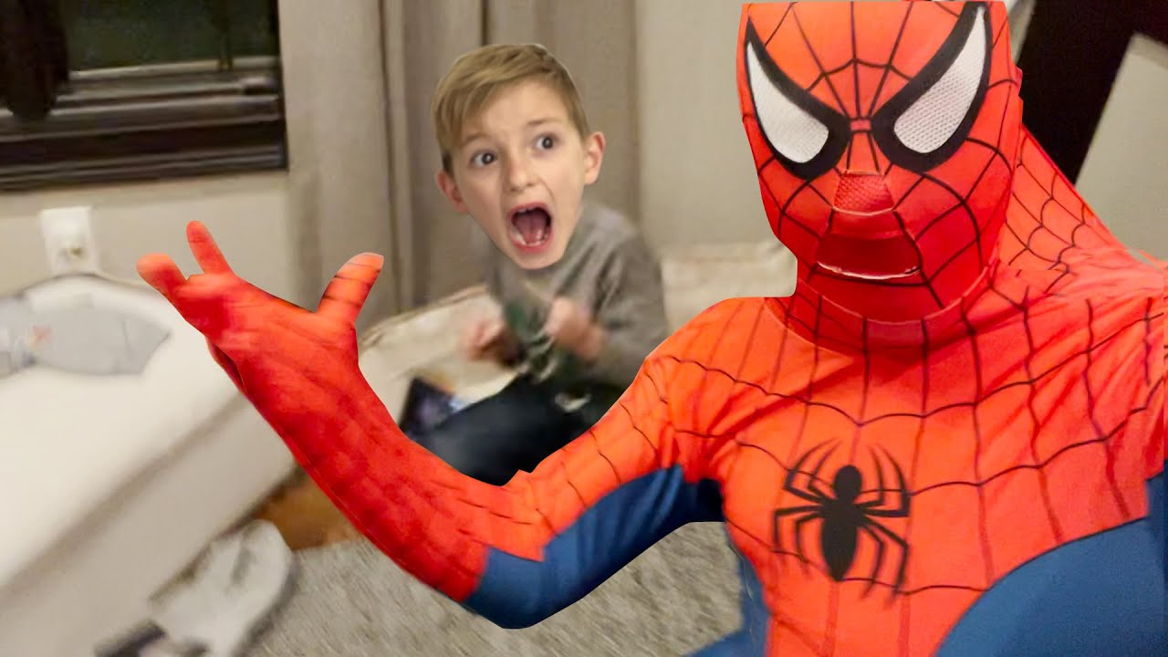 Father & Son SPIDER MAN SCARE PRANK!
