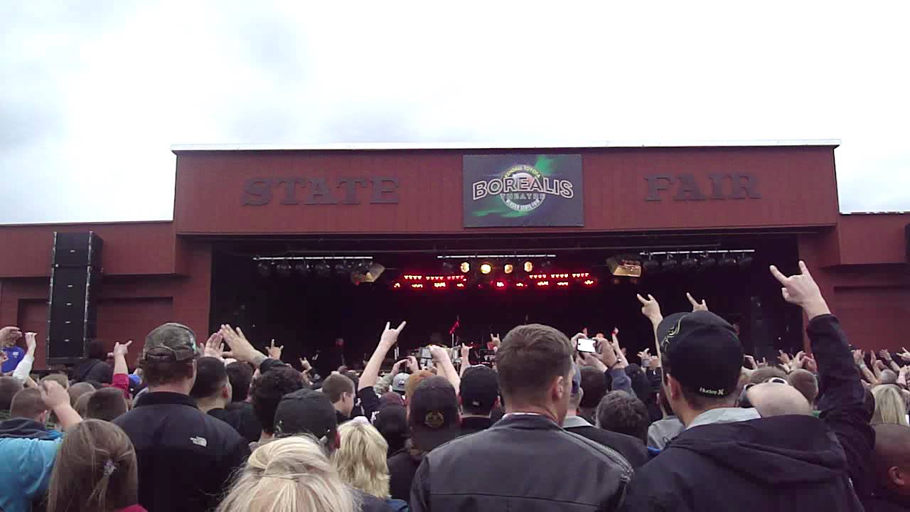 Five Finger Death Punch - crazy train (Alaska State Fair 2012)