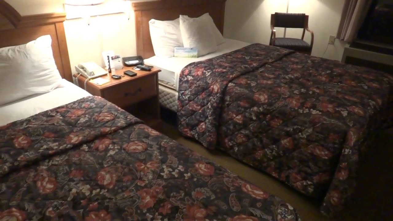 Hotel Tour: Days Inn Farmville VA Sony Cybershot DSC-TX10