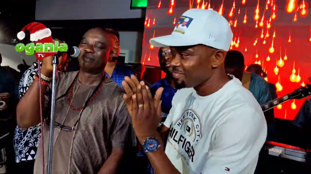 SEKERE OF LAGOS MAKES MONEY SPEAKING @END OF THE YEAR PARTY! WITH K1 DE ULTIMATE