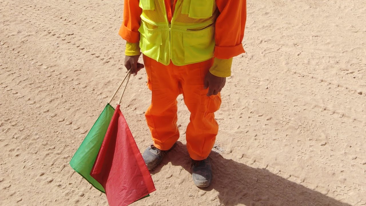 Banksman Training Presentation video on field work, How to become a Banksman,Flag man training,Crane