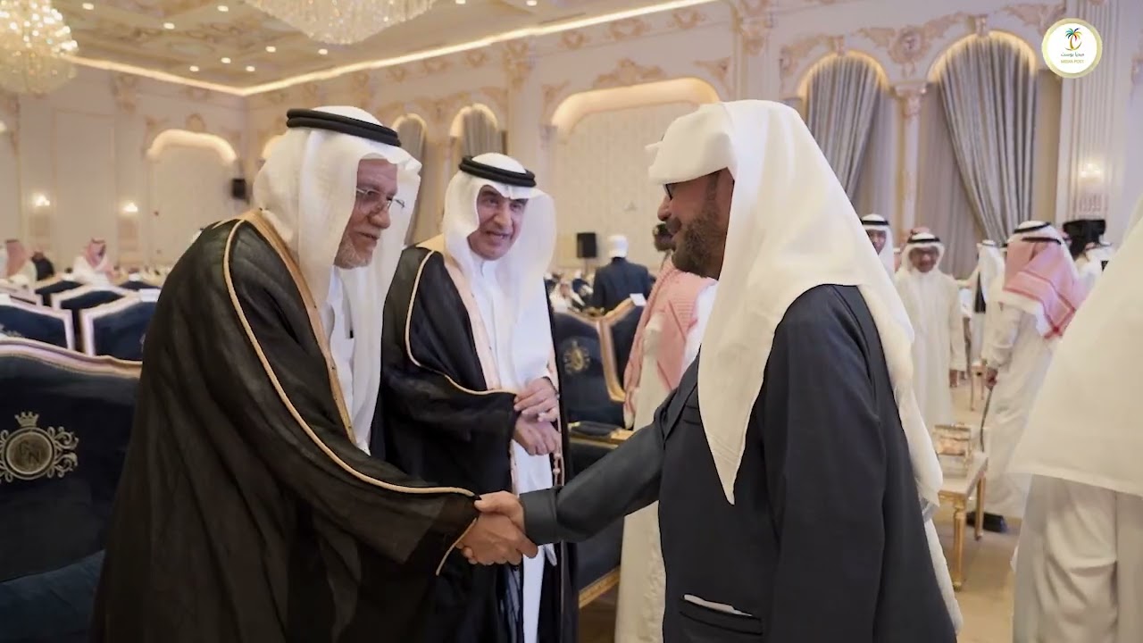 لقاء مع أ.محمد شاكر أبو حميدي مع مراسل وكالة ميديا بوست للأنباء صالح المتعاني في حفل تدشين كتاب جرول