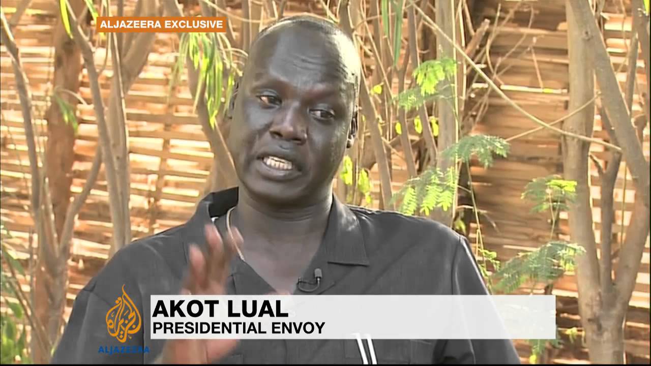 South Sudan signs peace deal with rebel leader