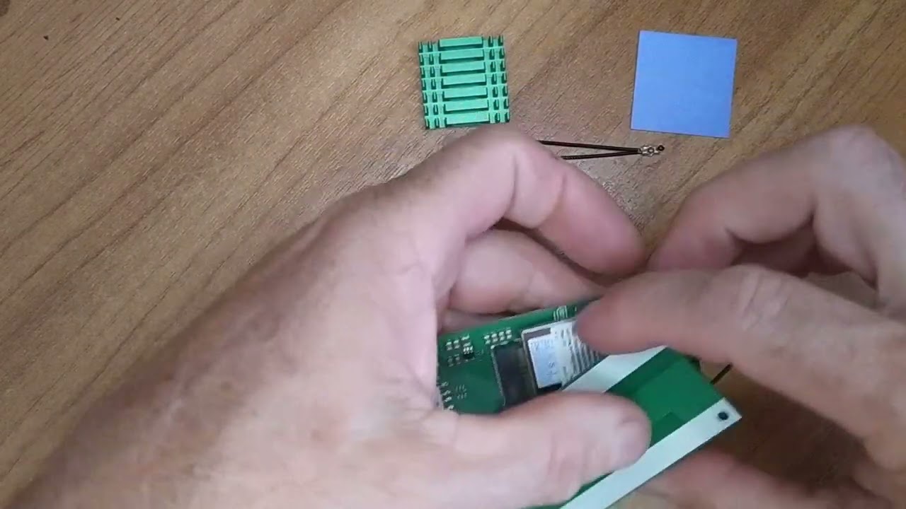 Антенна VT CAP MIMO 5 dBi