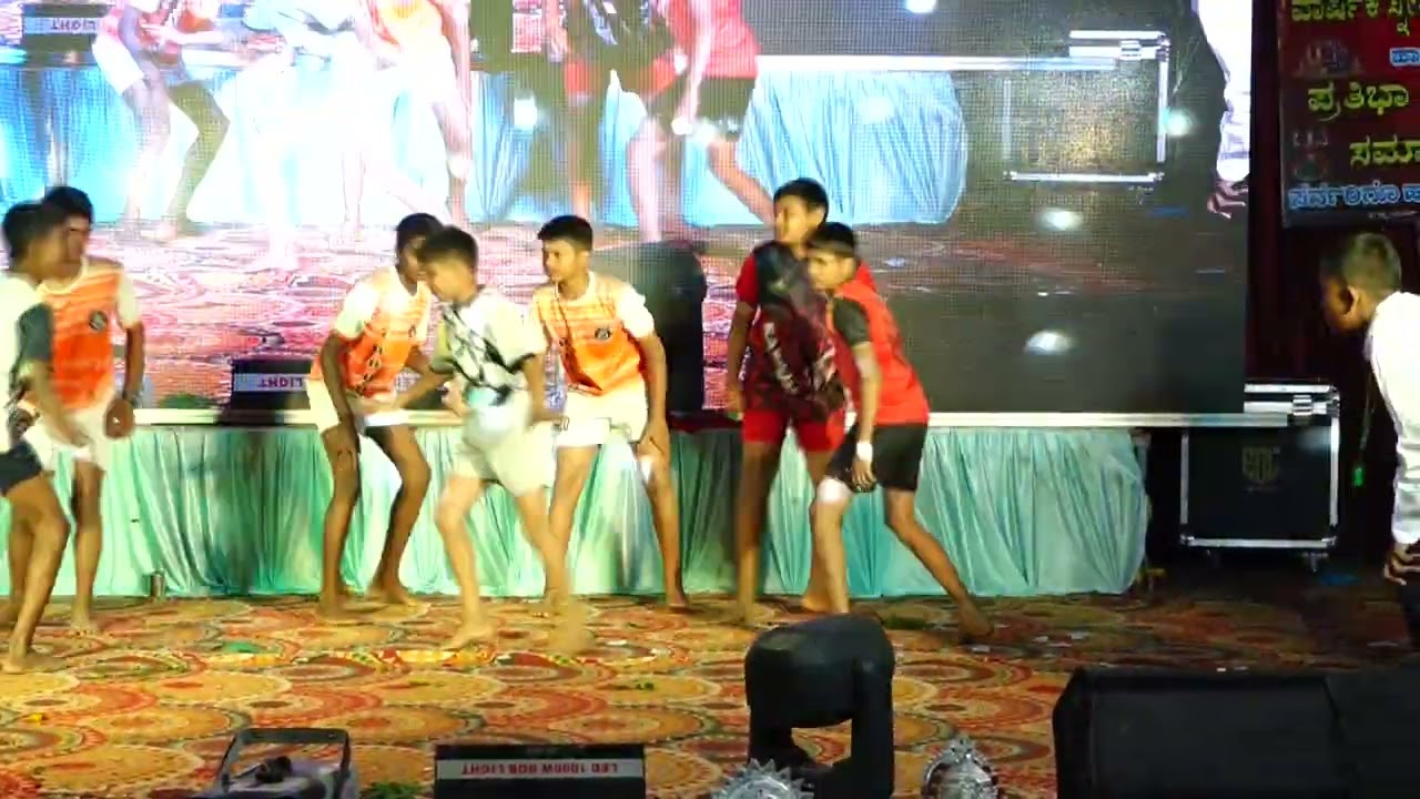 Kuvempu Vidyalaya 2025-26 M.K.Hubli Khel Kabaddi Song Performance