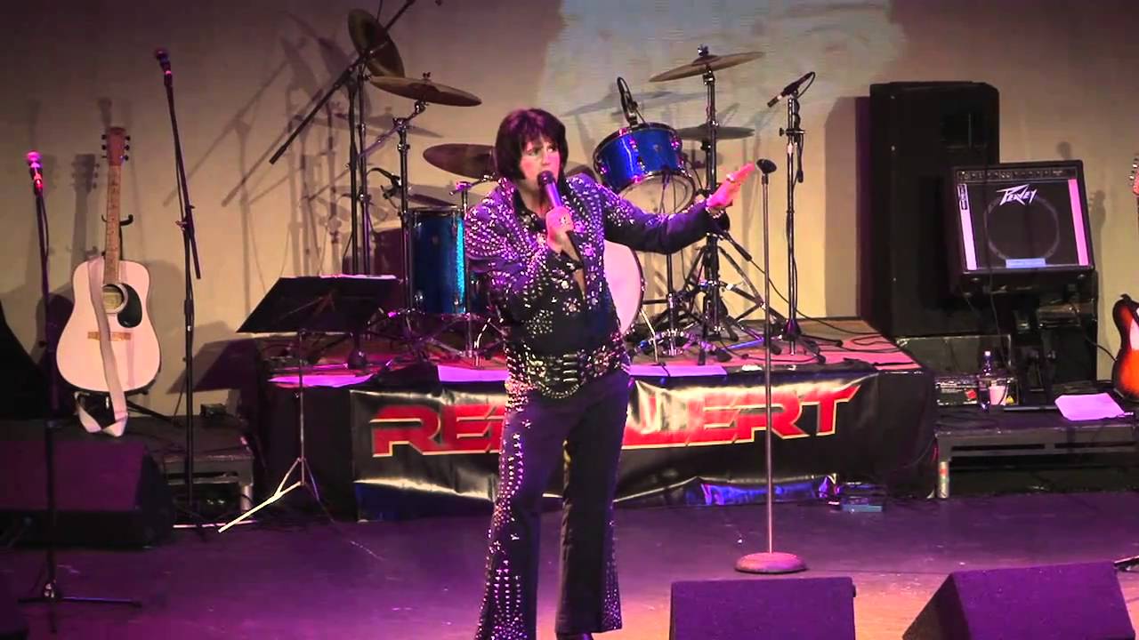 Ciarán Houlihan (Eireann Elvis) Performs Impossible Dream