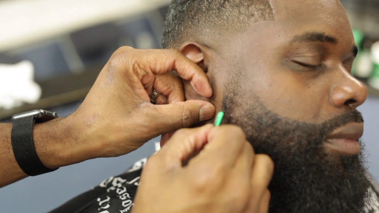 How To Use Clubman Mustache Wax