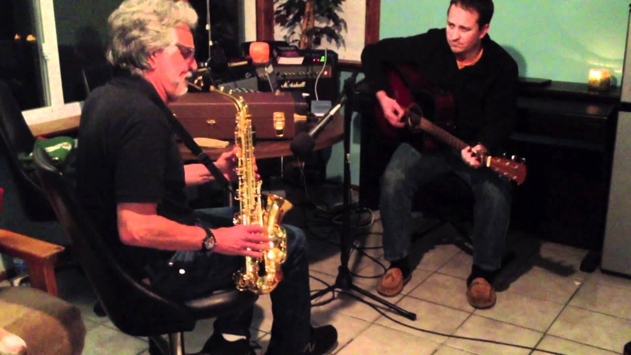 Can't Help Falling in Love - Raul Mascarenhas (HD Audio & Video)