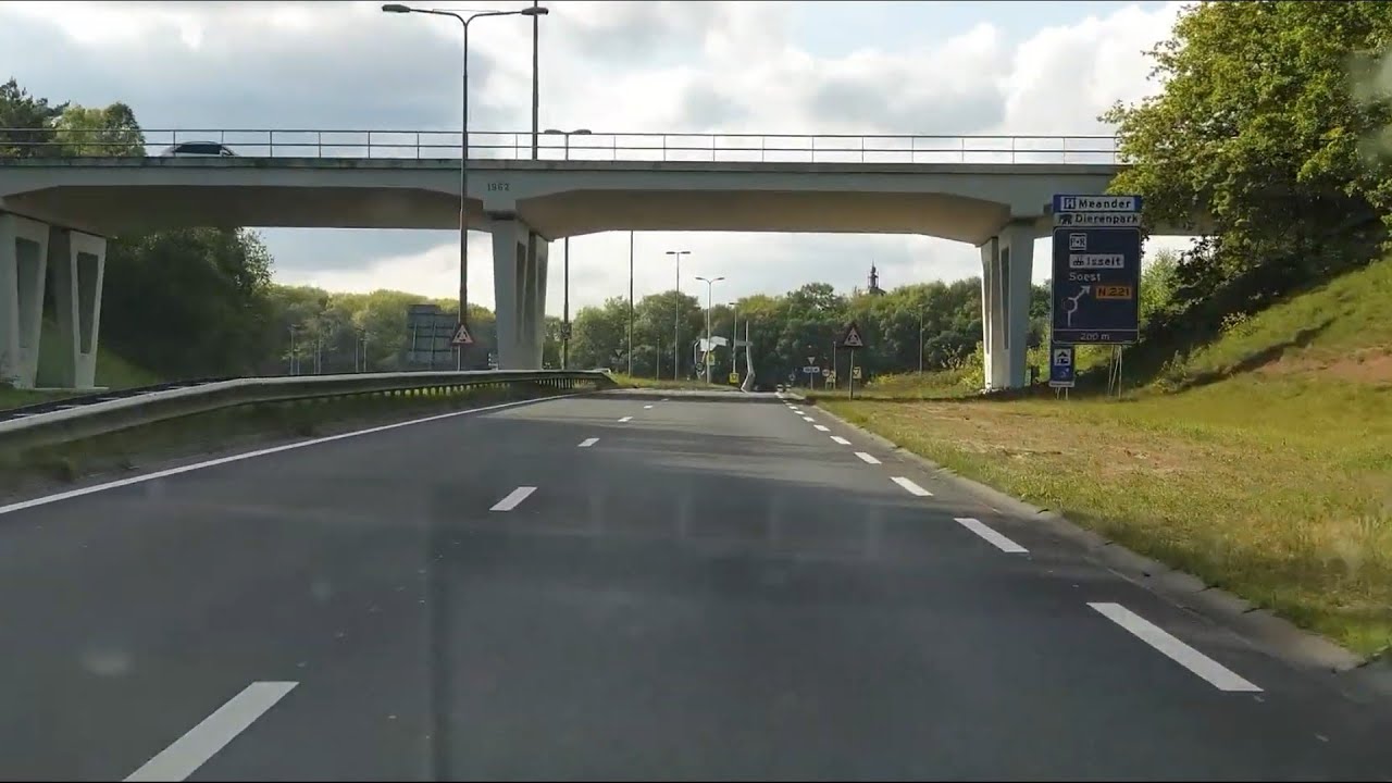 Dashcam Beelden Leusden: A28 Nabij  Leusden 》Afrit Maarn》N221 Rondweg Zuid 》N237 Aansluiting N413.