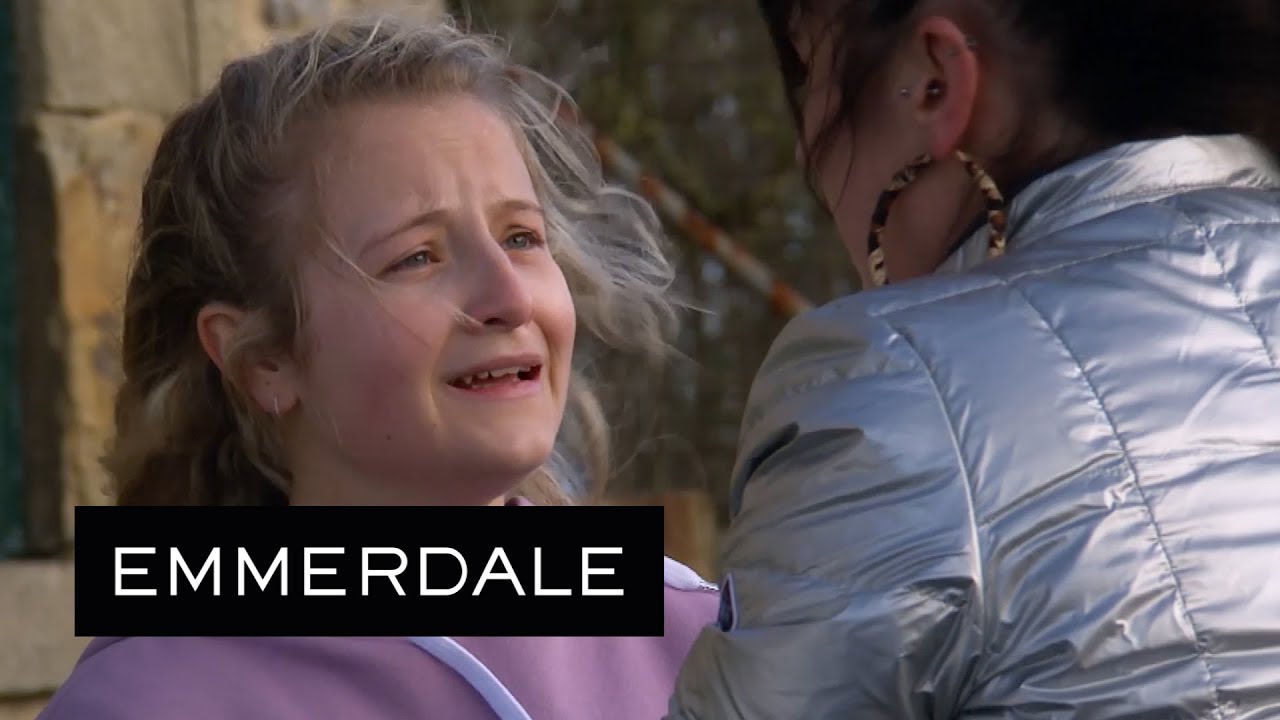 Emmerdale - Amelia Throws Kerry Out of Her House