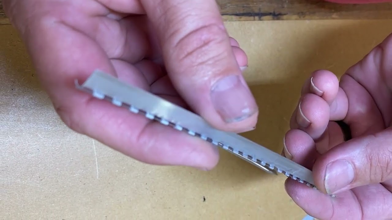 Making scale piano hinges