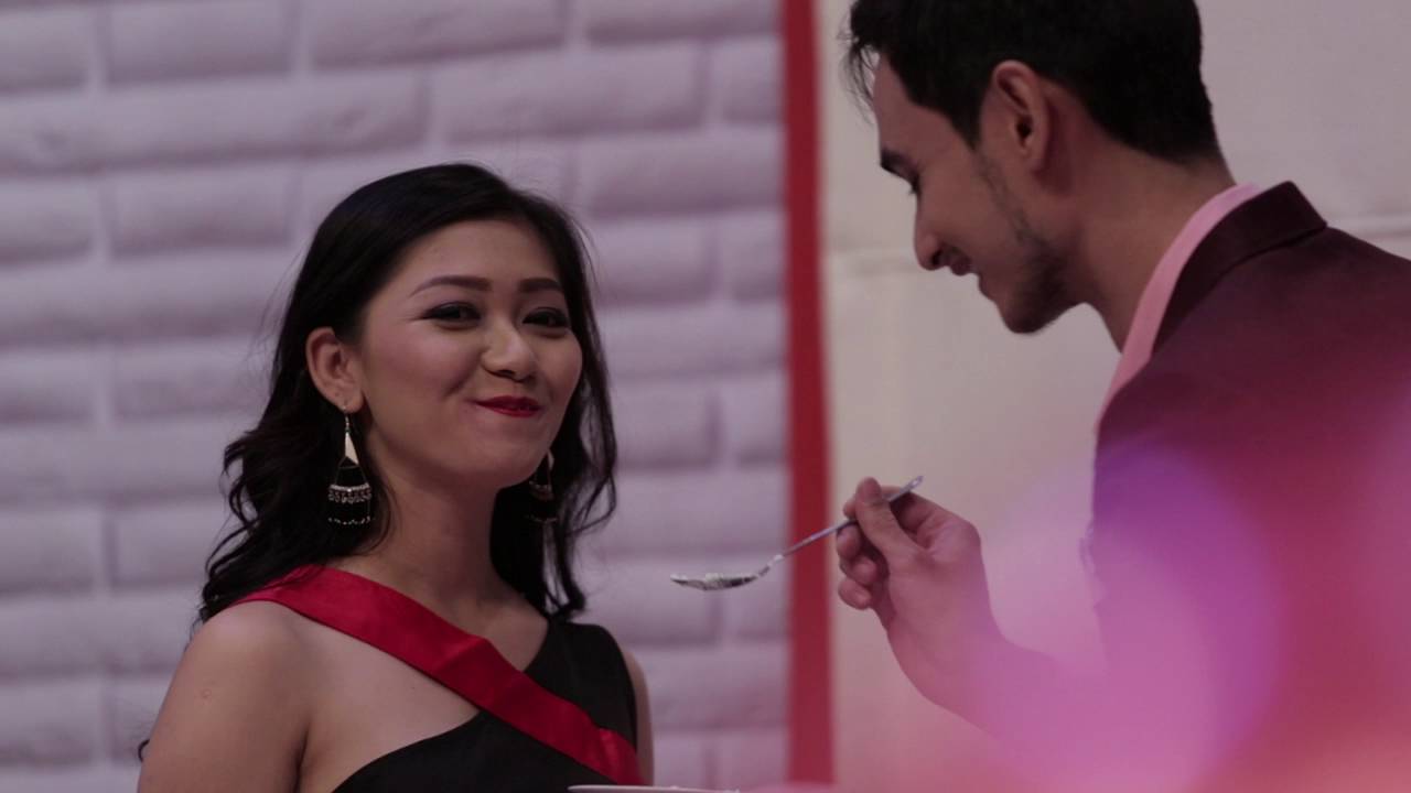 Program TV - Take Me Out Indonesia (dating Thomas & Mayang)