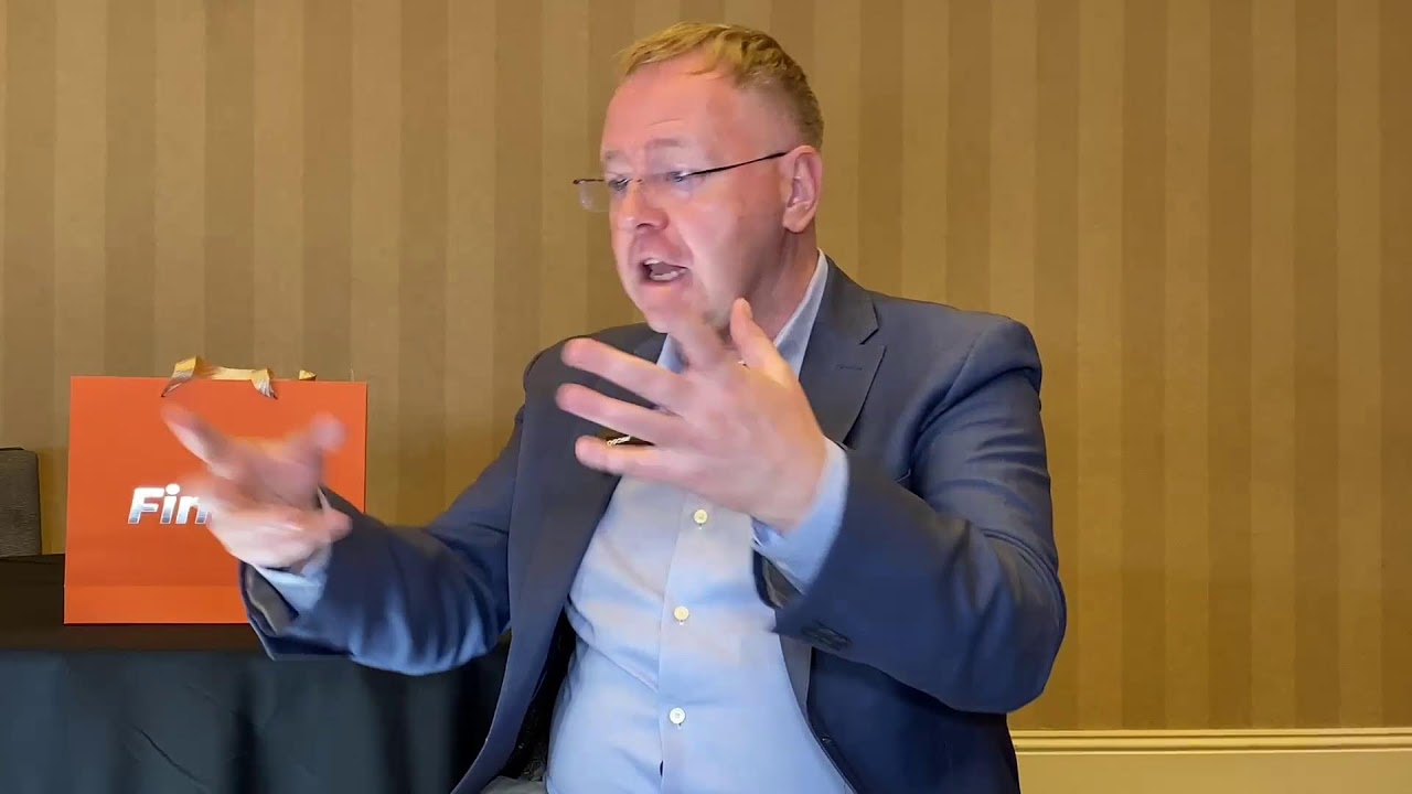 TERRENCE GALLAGHER - DIRECTOR DE SALUD FINANCIERA EN BID INVEST