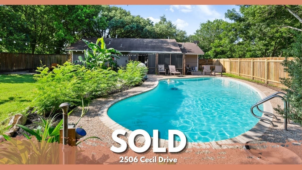 SOLD | 2 Bedroom | 2 Bath | 2506 Cecil Drive