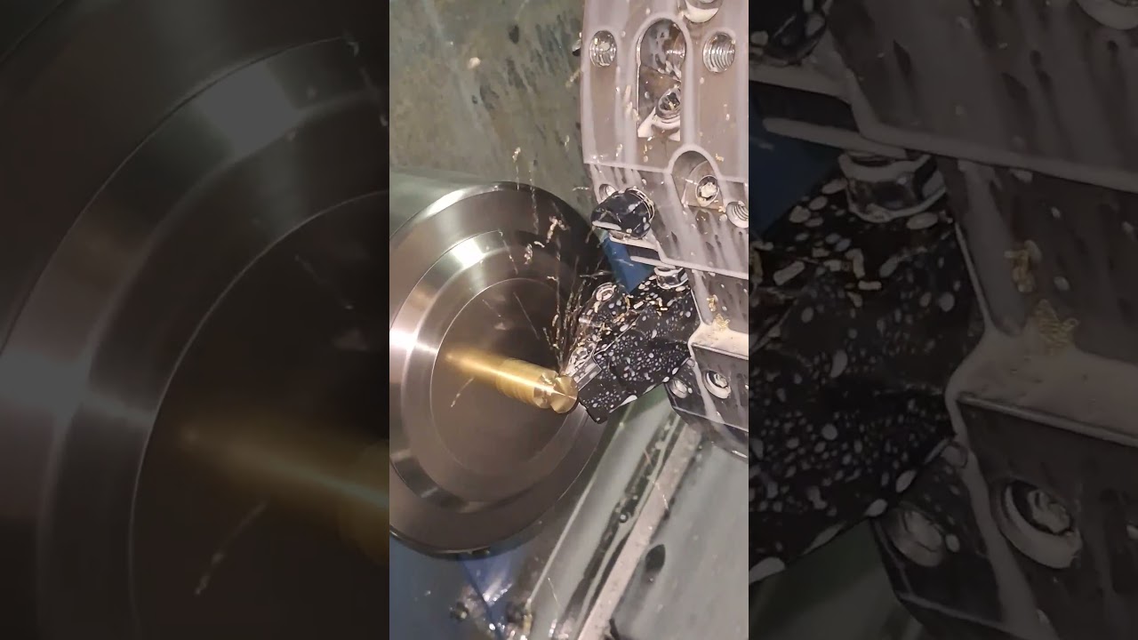 MVVNN Nuetral VNMG tool holder. #cnc #cncprogramming #lathe #cnclathe #machining #machinist #mazak