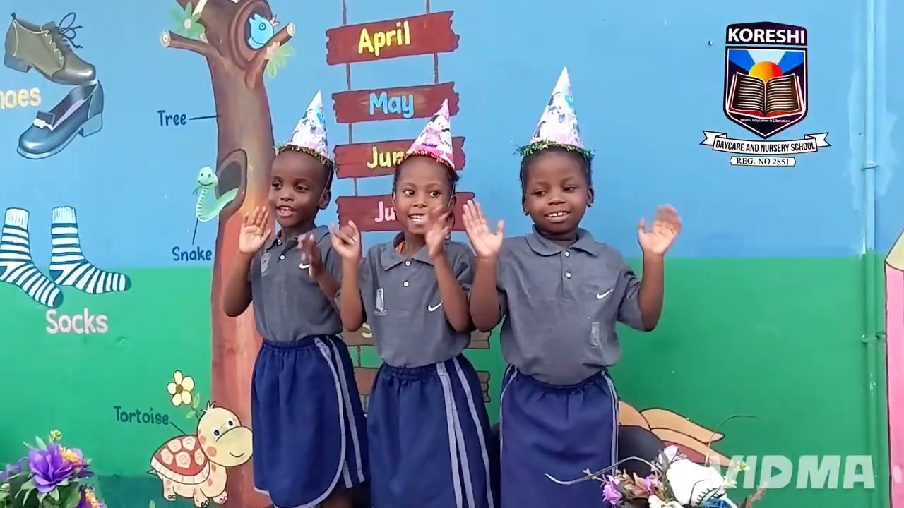 TAZAMA WANAFUZI WAKIFURAHI NA WAALIMU