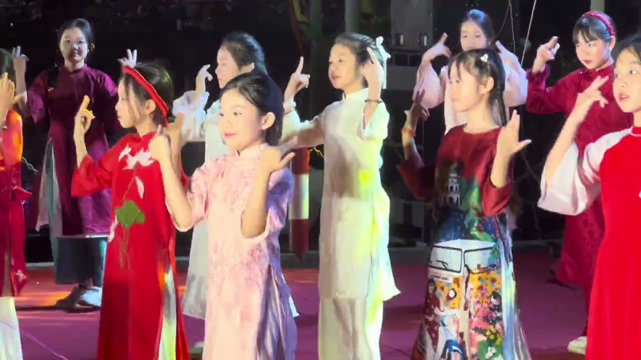 Nhảy Tết Bình An