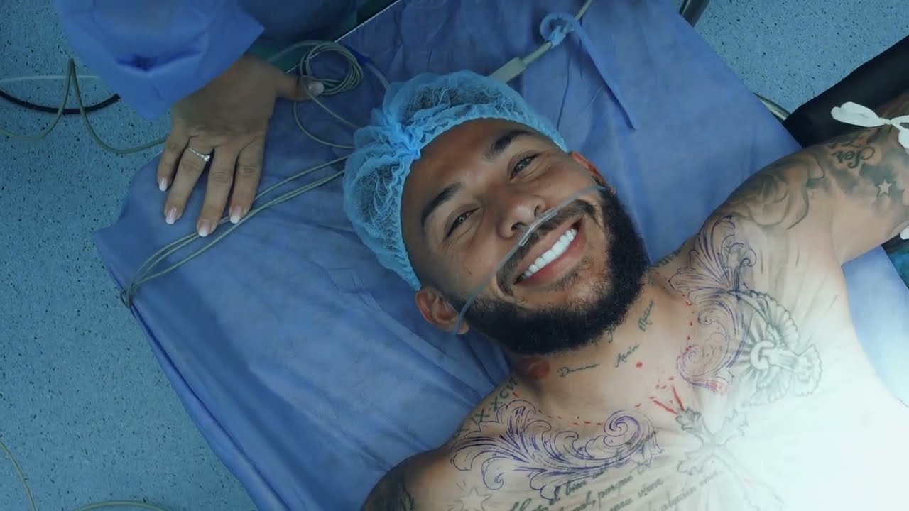 Duv&aacute;n Vergara - 9 Horas tatuandose