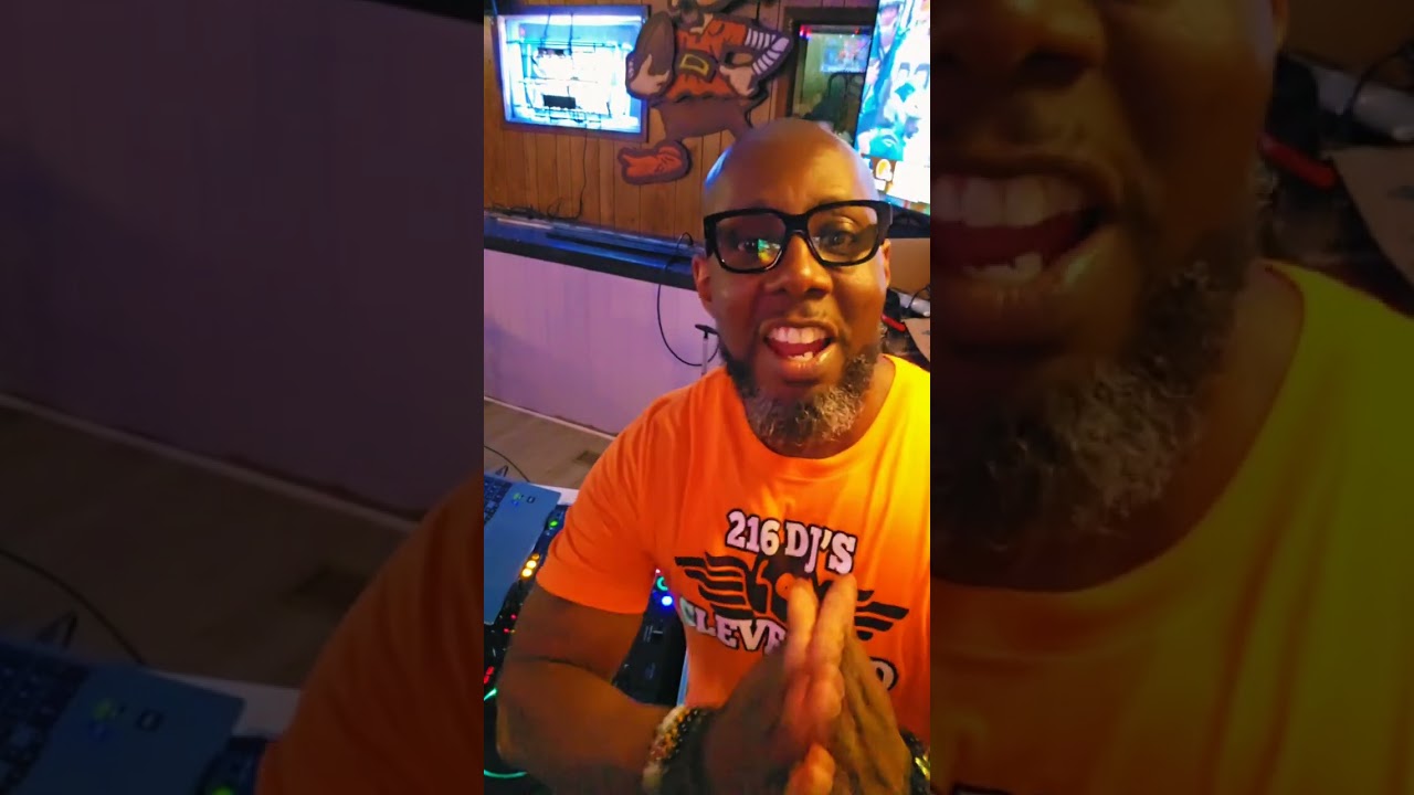 DJ AJ SCRATCH LIVE FROM COACHS PLACE 8 8 25