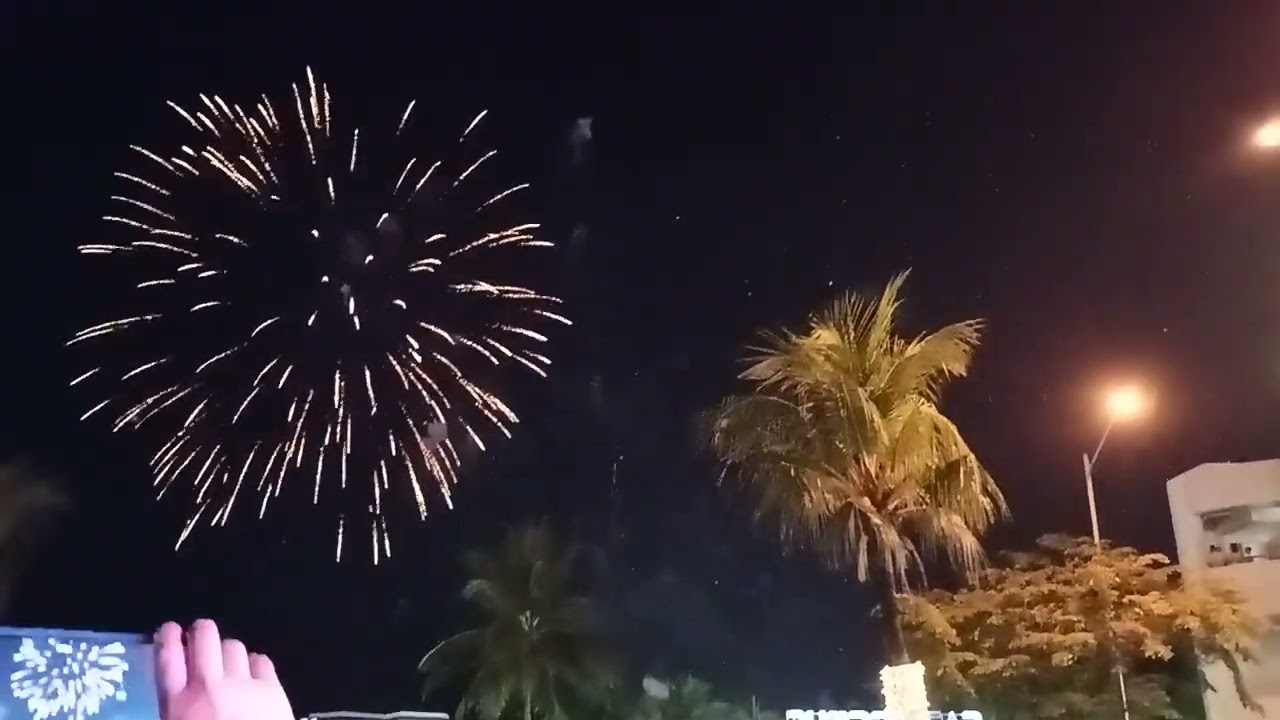 Kapuso Countdown 2024 in SM MOA #fireworksdisplay