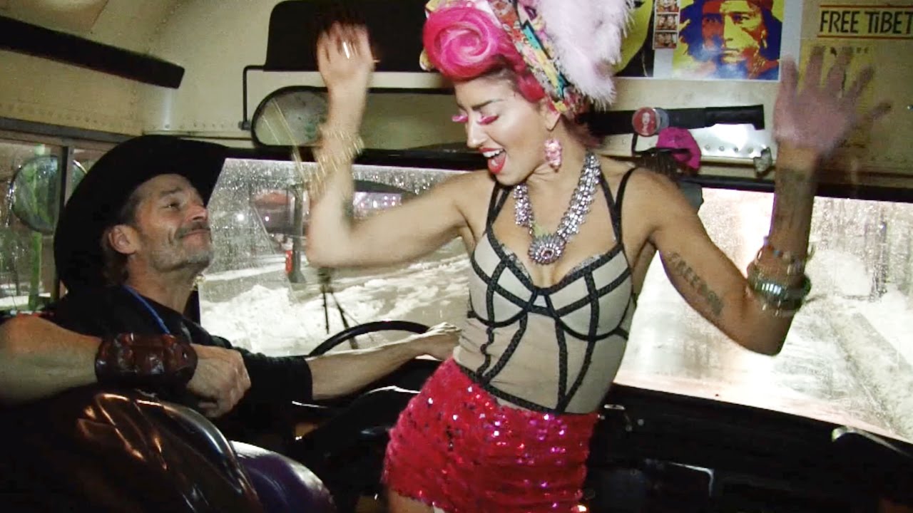 Neon Hitch - FREEDOM