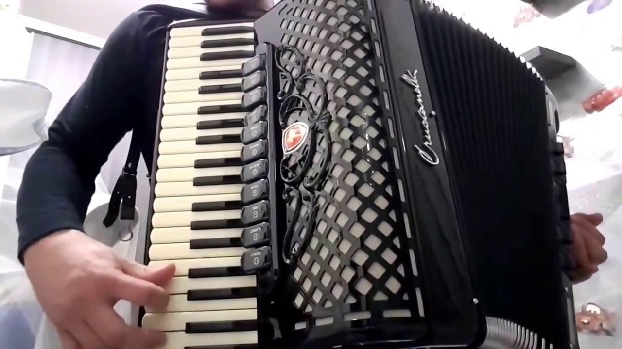 Acordeon Crucianelli 4l5 Duplo Cassoto  ITALY .PRODUTO NOVO !
