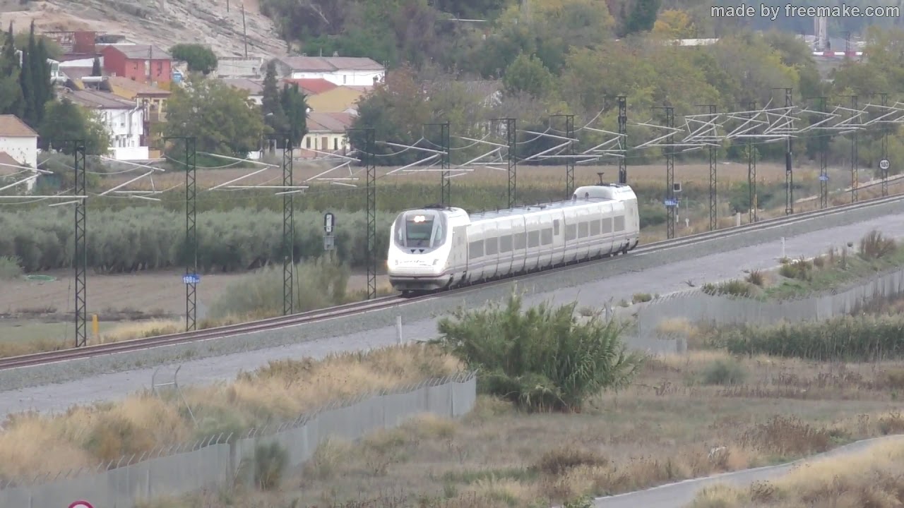 AVE Granada-Barcelona en Pinos Puente (Granada)