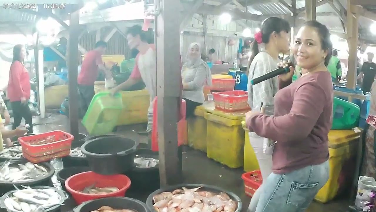 PASAR KOBONG, DI SEMARANG PASAR YANG KHUSUS MENJUAL SEMUA JENIS IKAN